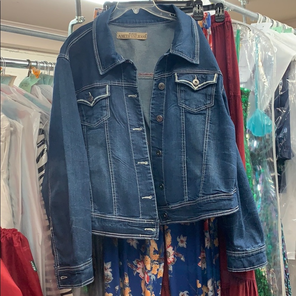 THRIFTED AMETHYST JEANS JACKET